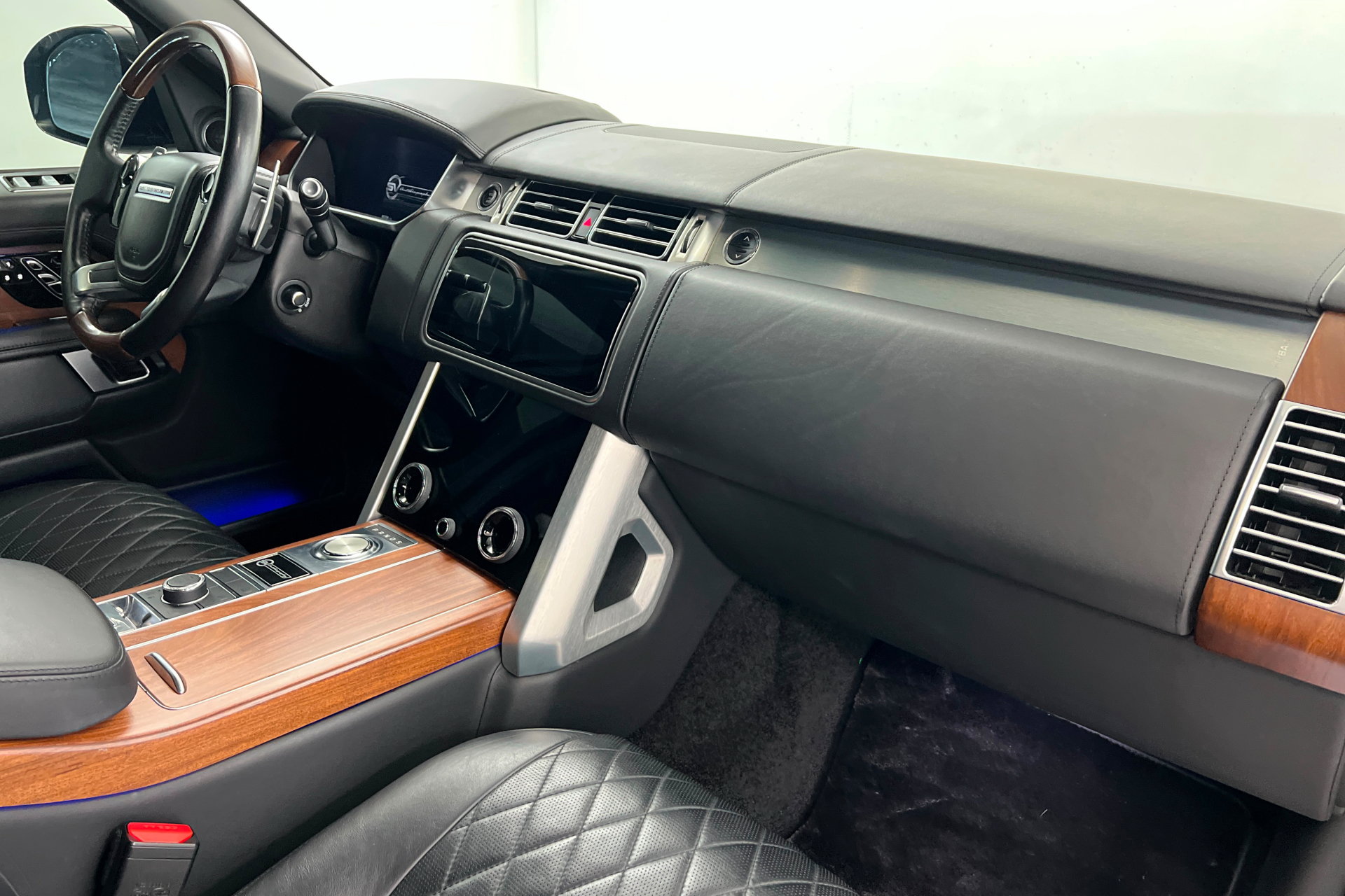Used 2019 Land Rover Range Rover LWB SV Autobiography AWD/4WD image 24