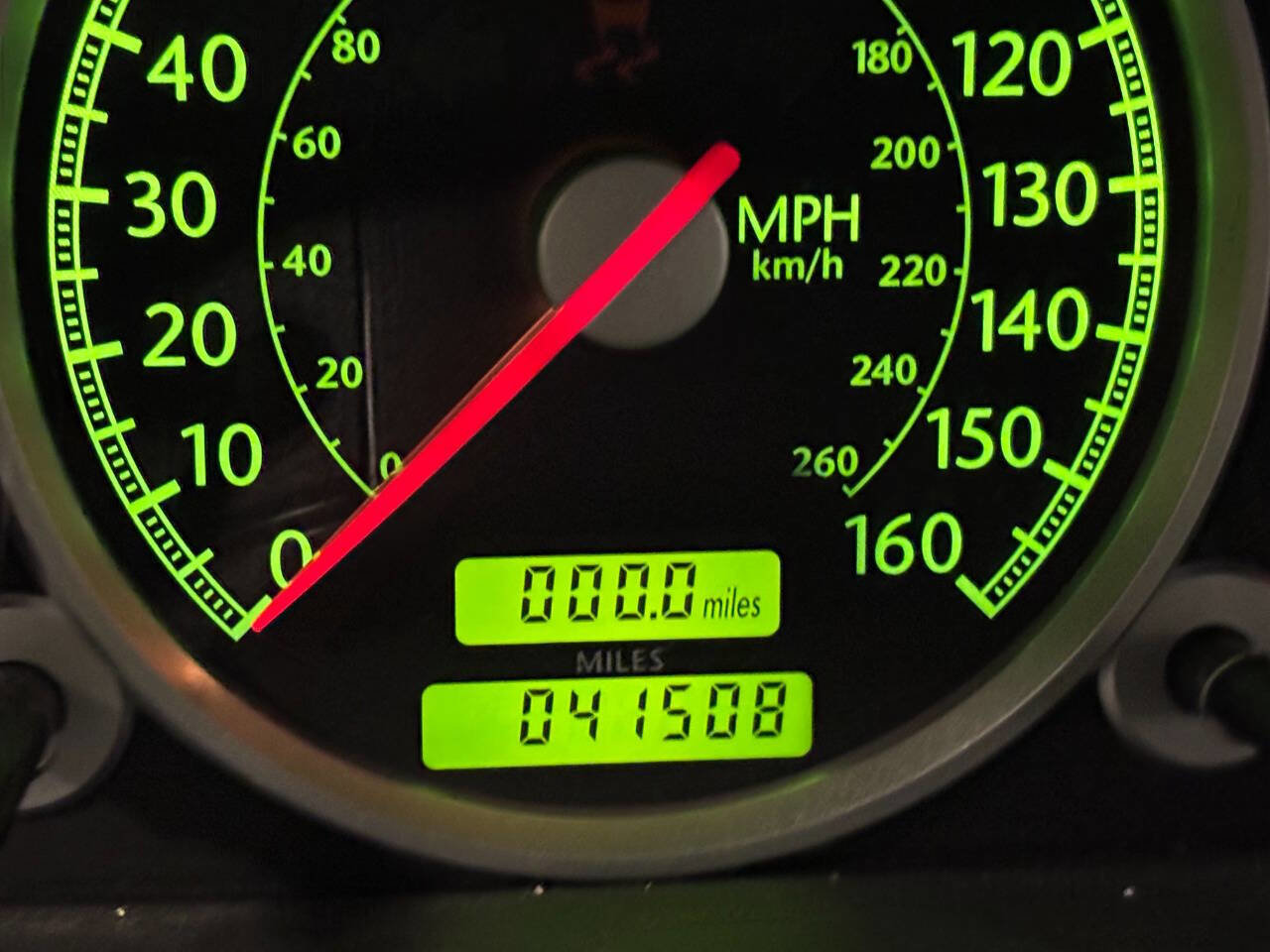 Used 2004 Chrysler Crossfire Coupe RWD image 34