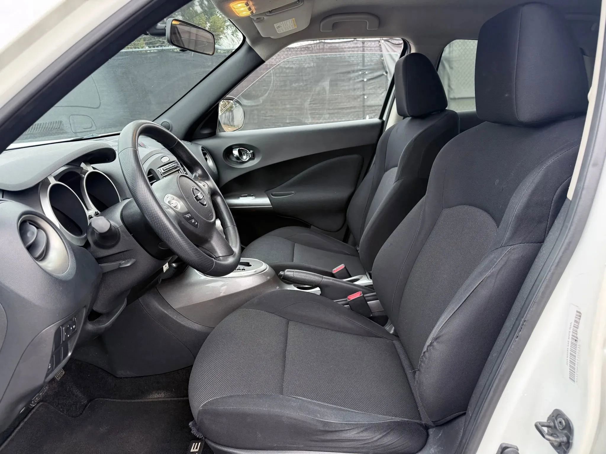Used 2014 Nissan Juke S image 2