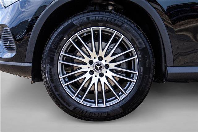 New 2026 Mercedes-Benz GLC 300 4MATIC image 9