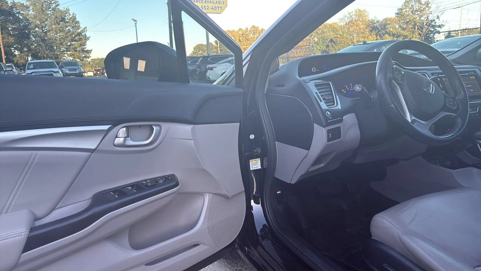 Used 2015 Honda Civic EX-L image 9
