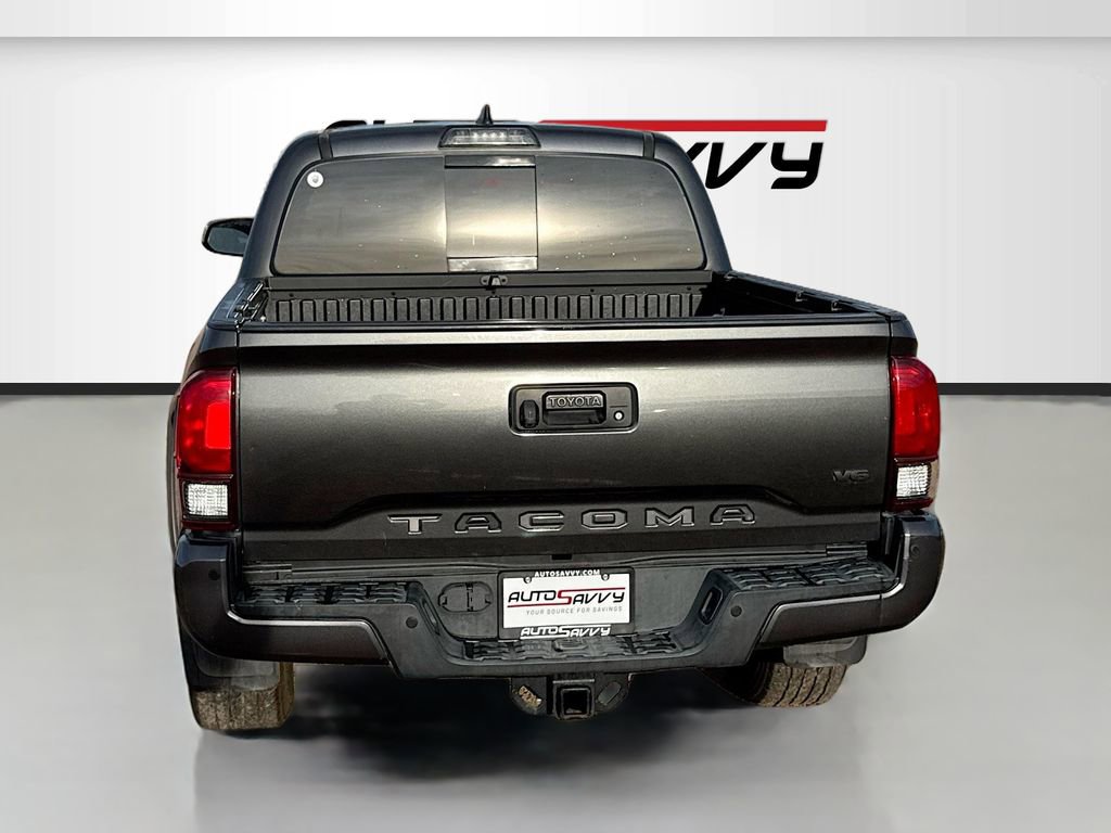 Used 2019 Toyota Tacoma TRD Sport image 6