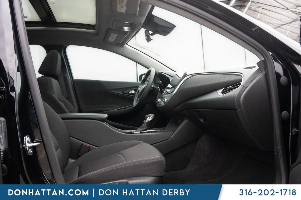 Used 2023 Chevrolet Malibu LT image 25