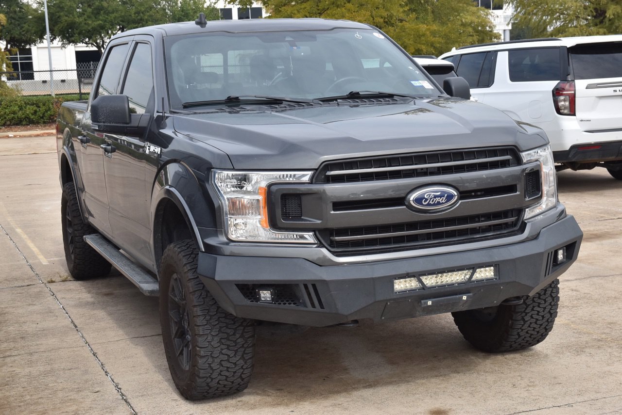 Used 2019 Ford F150 XLT w/ Equipment Group 302A Luxury AWD/4WD image 4