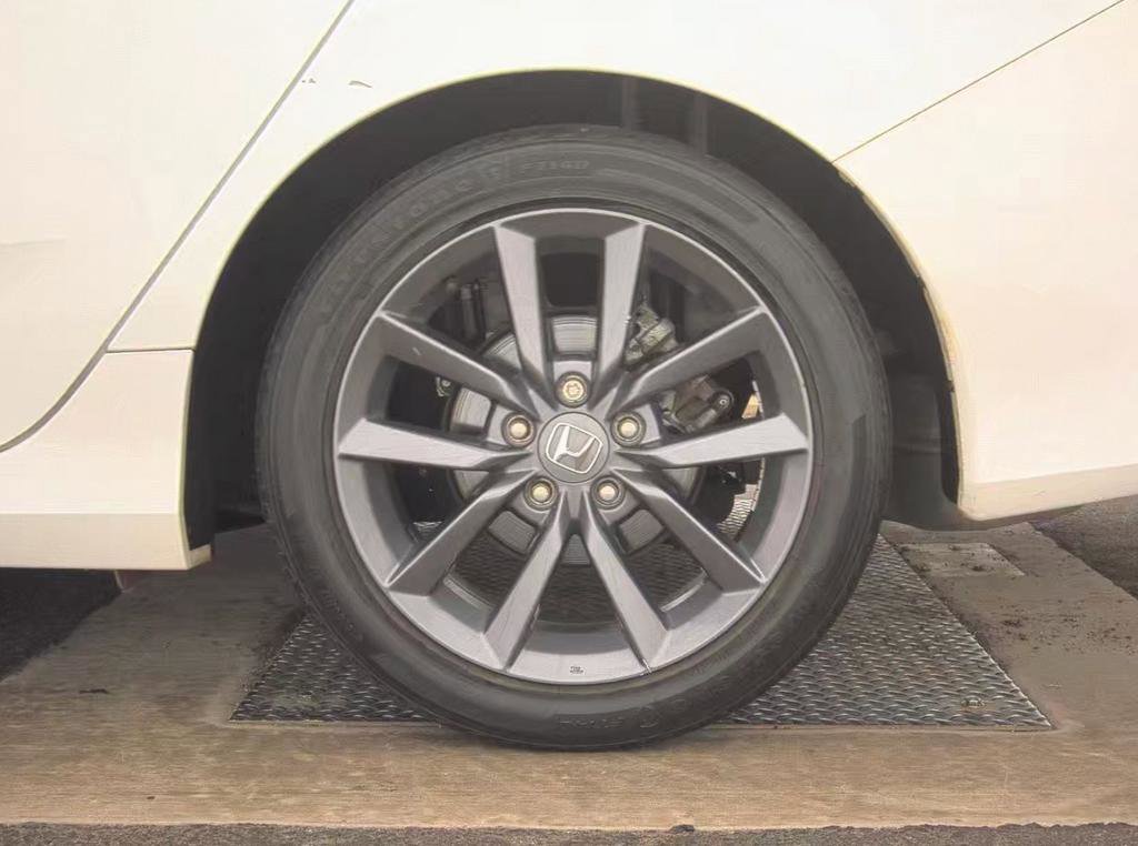 Used 2020 Honda Civic EX-L image 9