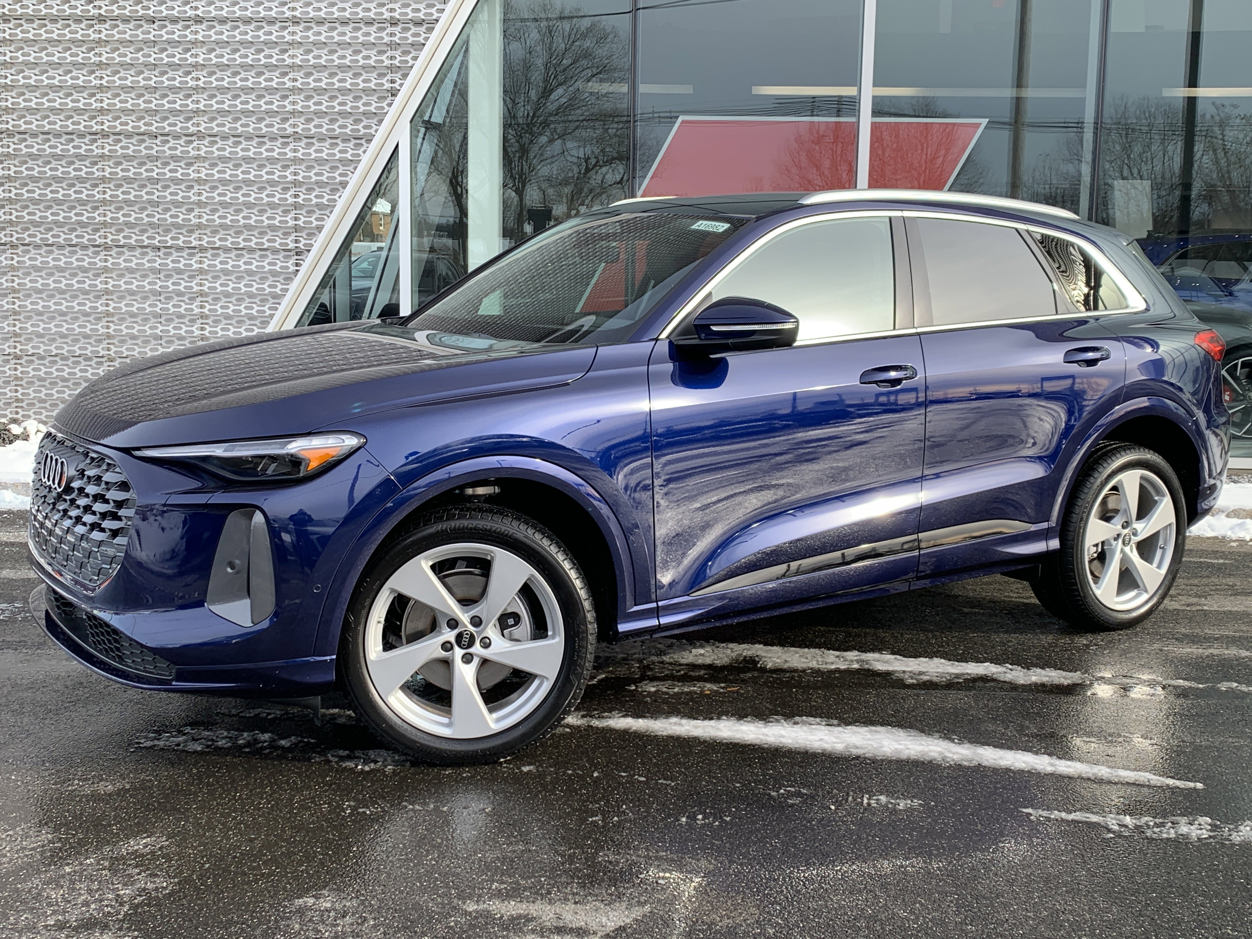 New 2025 Audi Q5 Premium Plus