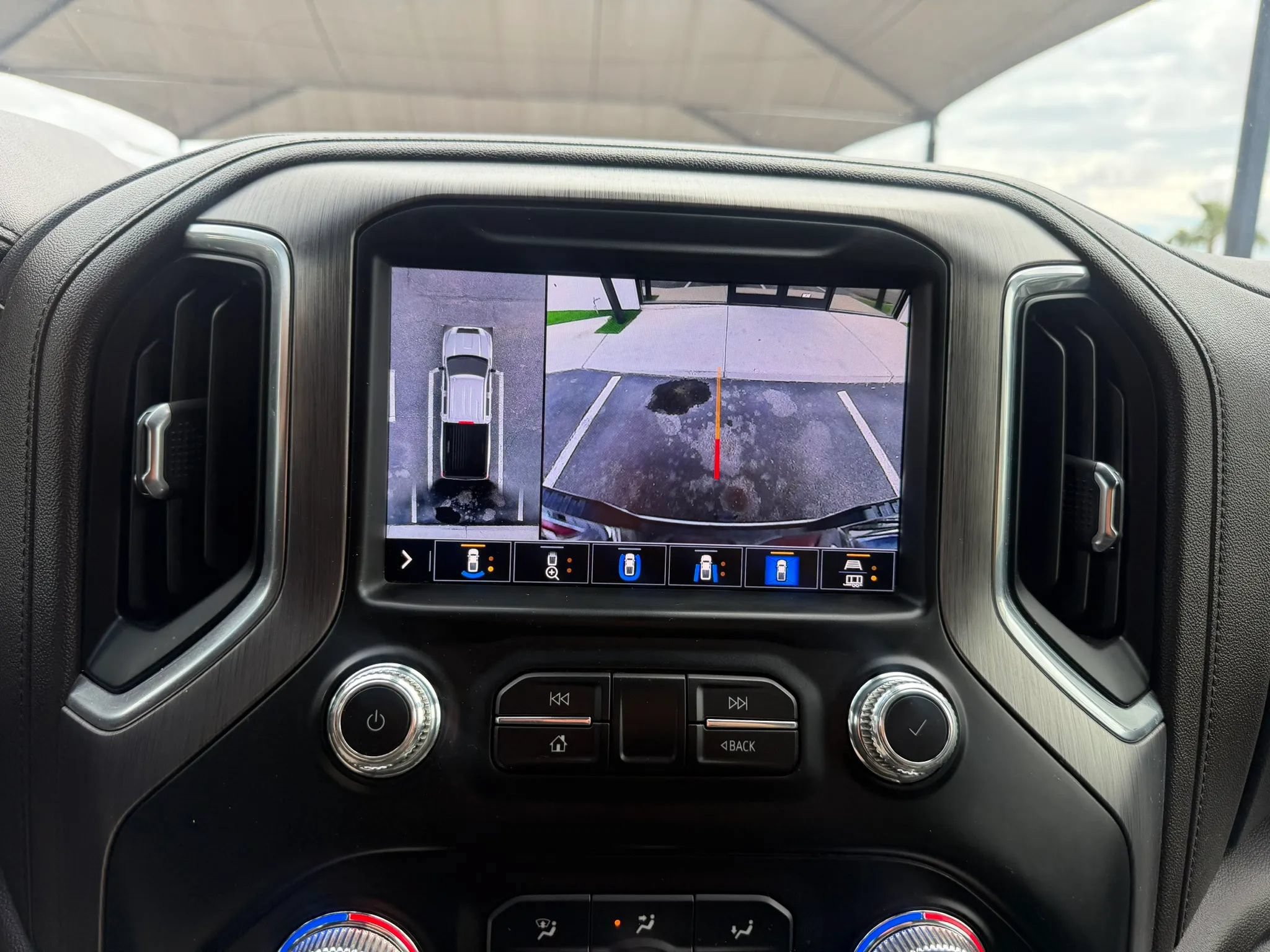 Used 2020 GMC Sierra 2500 Denali w/ Denali Ultimate Package AWD/4WD image 21