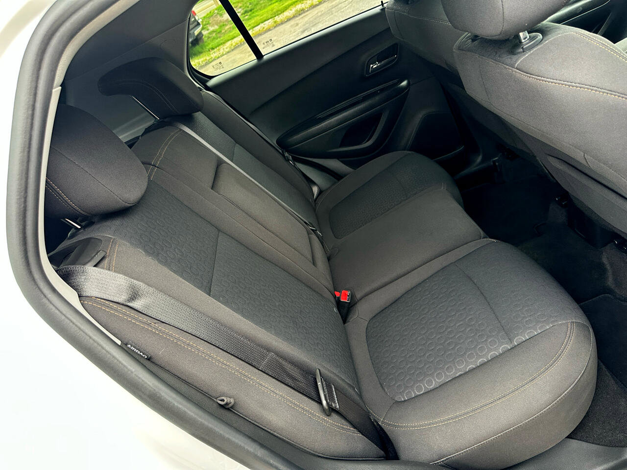 Used 2022 Chevrolet Trax LS w/ Tint and Cruise Package image 25