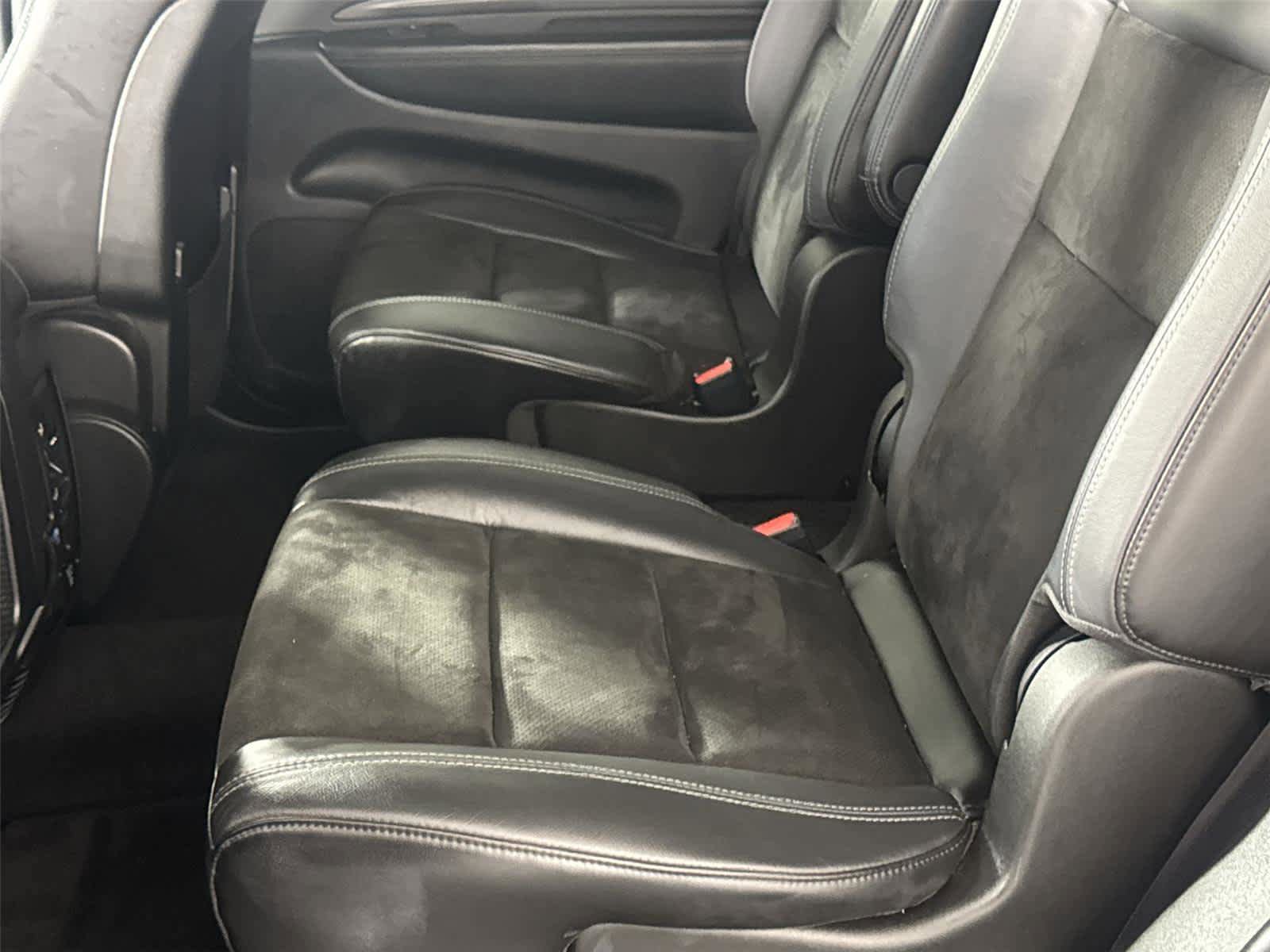 Used 2022 Dodge Durango GT AWD/4WD image 14