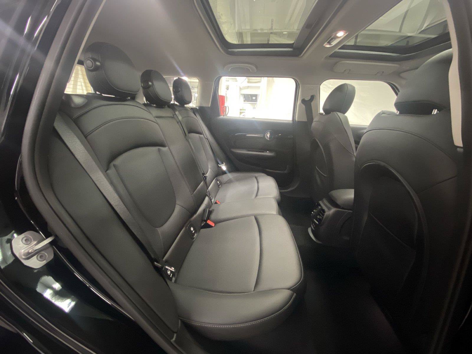 Used 2024 MINI Cooper Clubman S AWD/4WD image 29