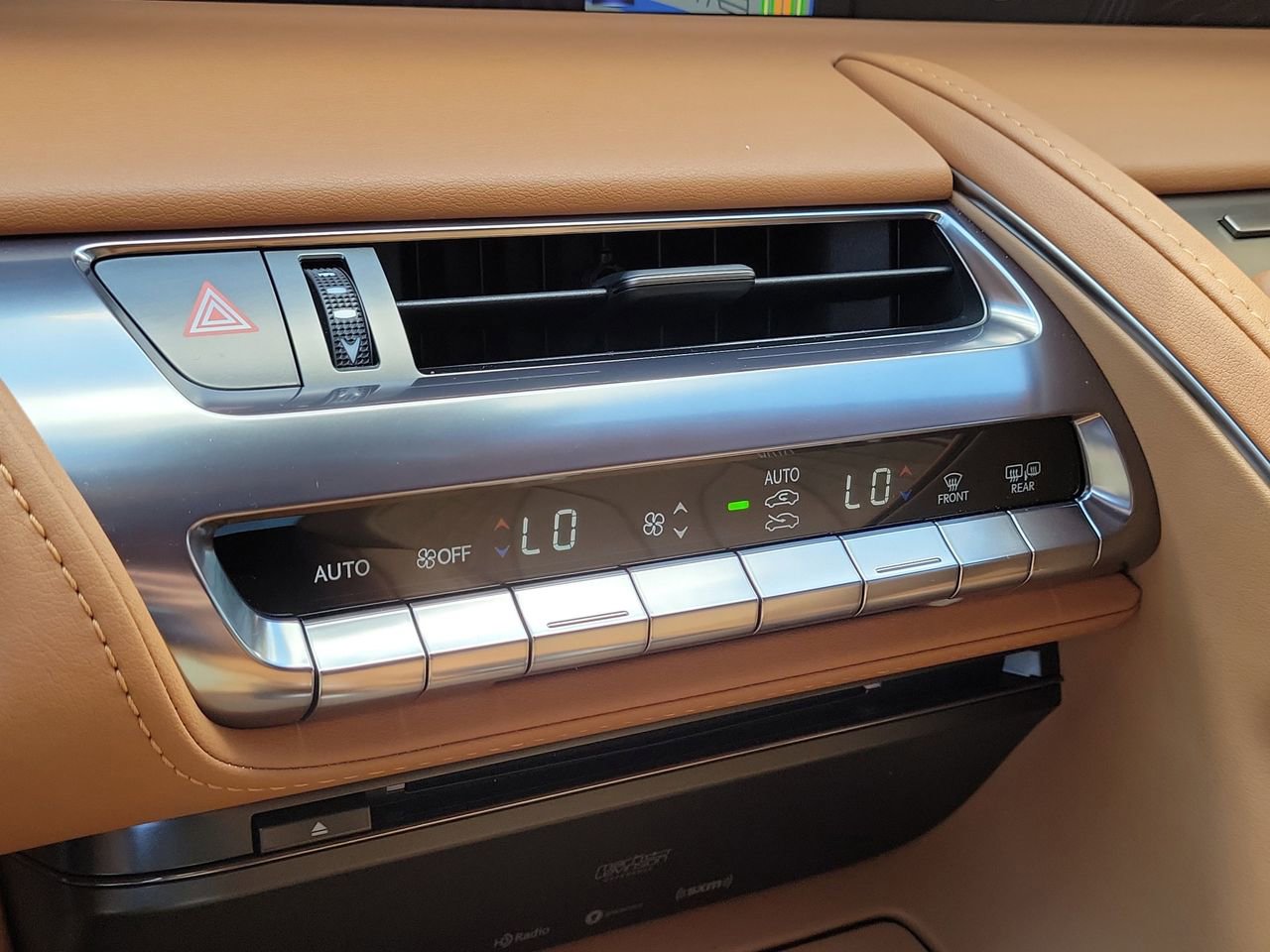 Used 2022 Lexus LC 500 Convertible image 30