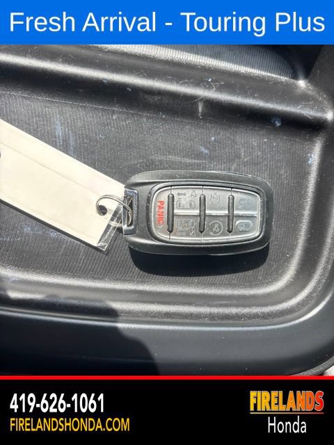 Used 2019 Chrysler Pacifica Touring Plus w/ S Appearance Package FWD image 28