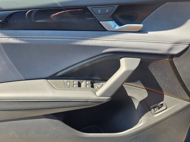 New 2026 Volkswagen Tiguan SE FWD image 27