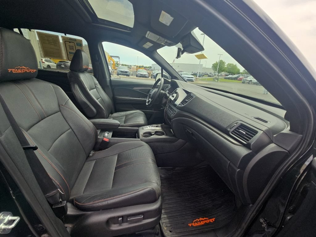 Used 2022 Honda Pilot TrailSport image 34