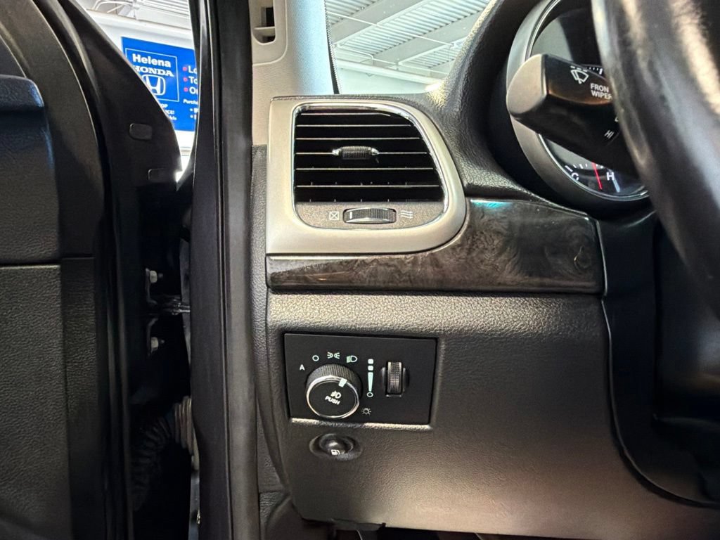 Used 2013 Jeep Grand Cherokee Laredo AWD/4WD image 18