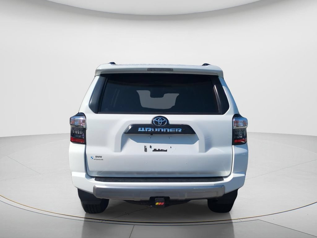 Used 2023 Toyota 4Runner TRD Off-Road Premium AWD/4WD image 5
