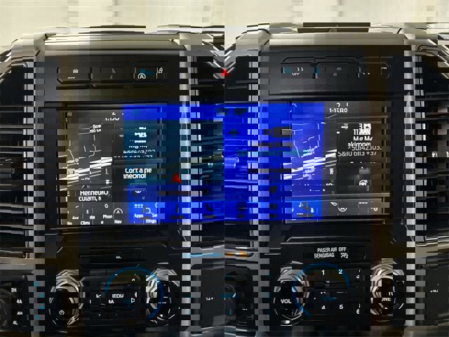 Used 2020 Ford F150 Lariat w/ Equipment Group 502A Luxury image 13