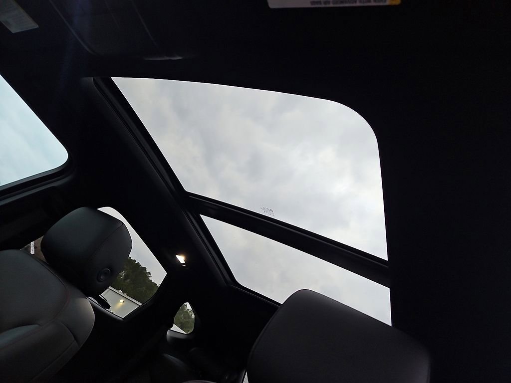 Used 2020 Chevrolet Blazer RS image 15