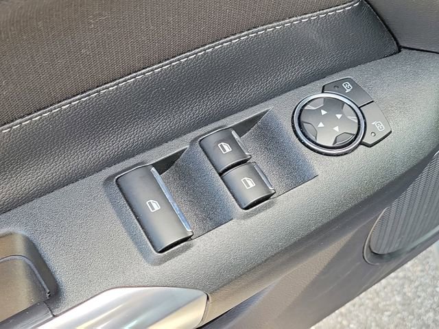 Used 2018 Ford Mustang Convertible w/ Equipment Group 101A RWD image 18