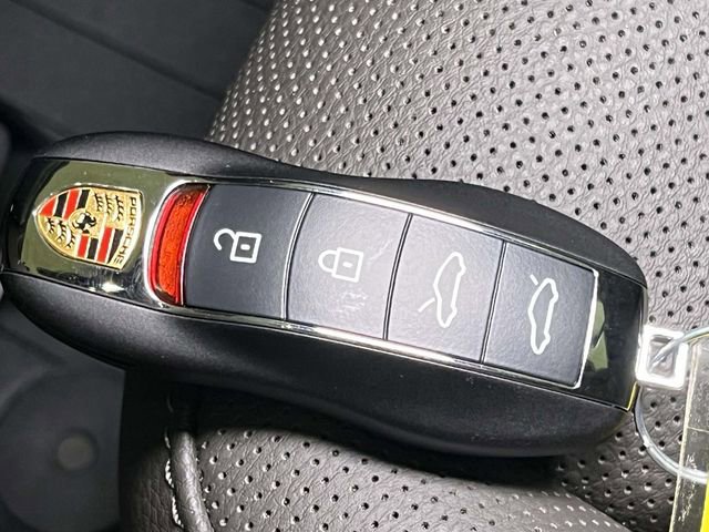 Certified 2025 Porsche 718 Cayman image 35