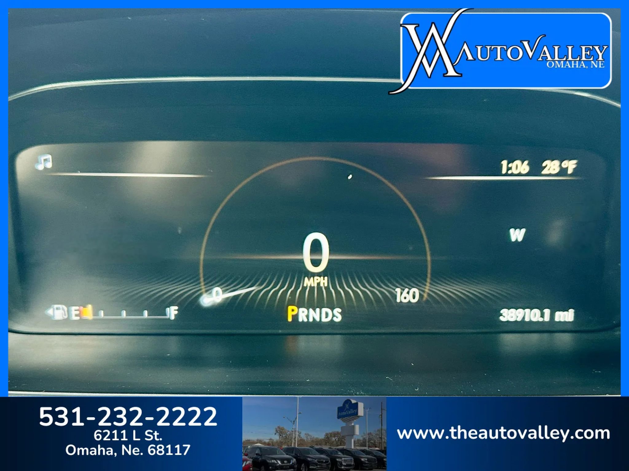 Used 2017 Lincoln Continental Select w/ Technology Package image 31