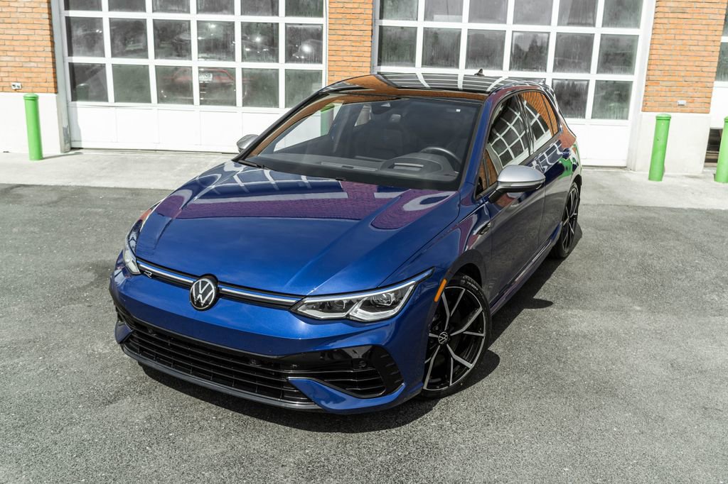 Used 2024 Volkswagen Golf R AWD/4WD image 2