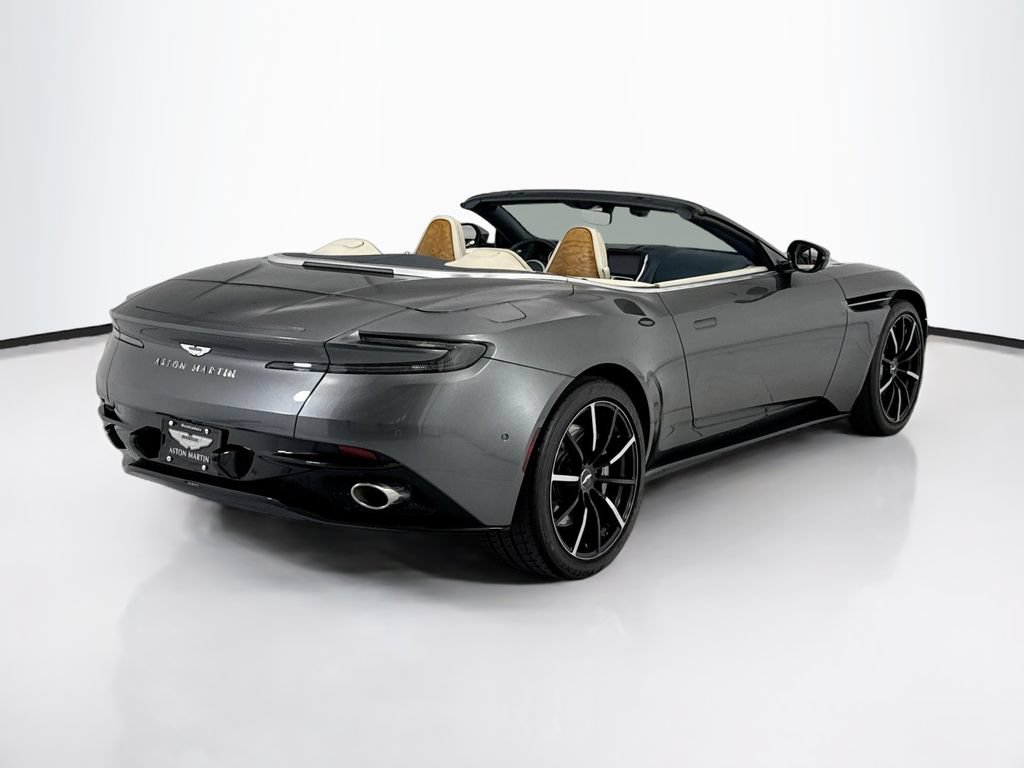 Used 2023 Aston Martin DB11 Volante RWD image 5