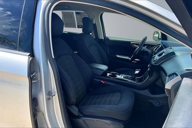 Used 2015 Ford Edge SEL FWD image 30