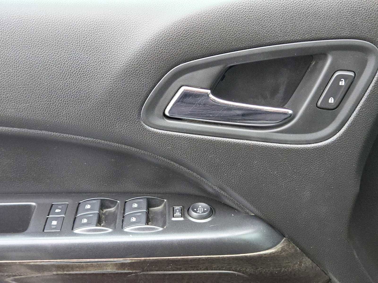 Used 2015 GMC Canyon SLT image 22