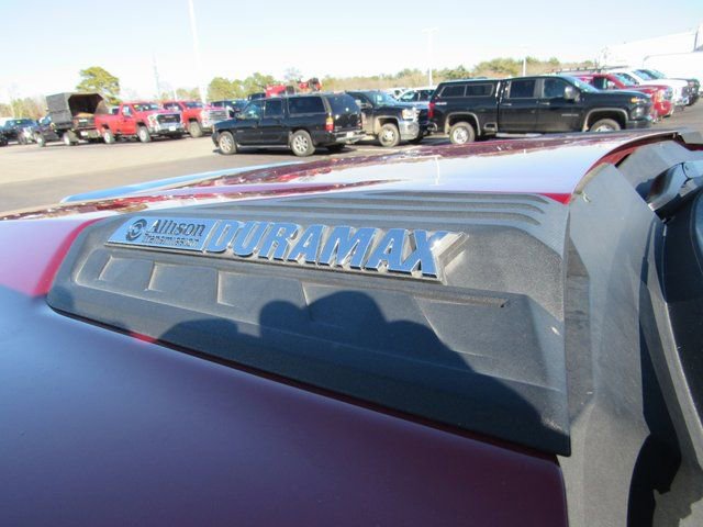 Used 2024 Chevrolet Silverado 2500 LTZ w/ LTZ Plus Package image 9