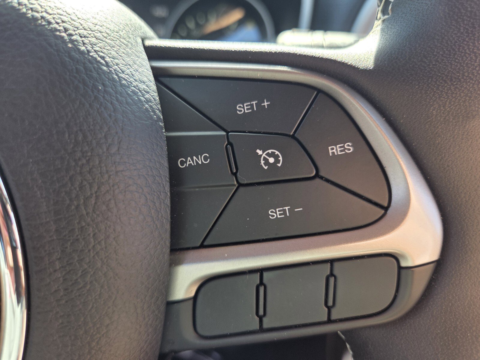 Used 2021 Jeep Compass Latitude image 27