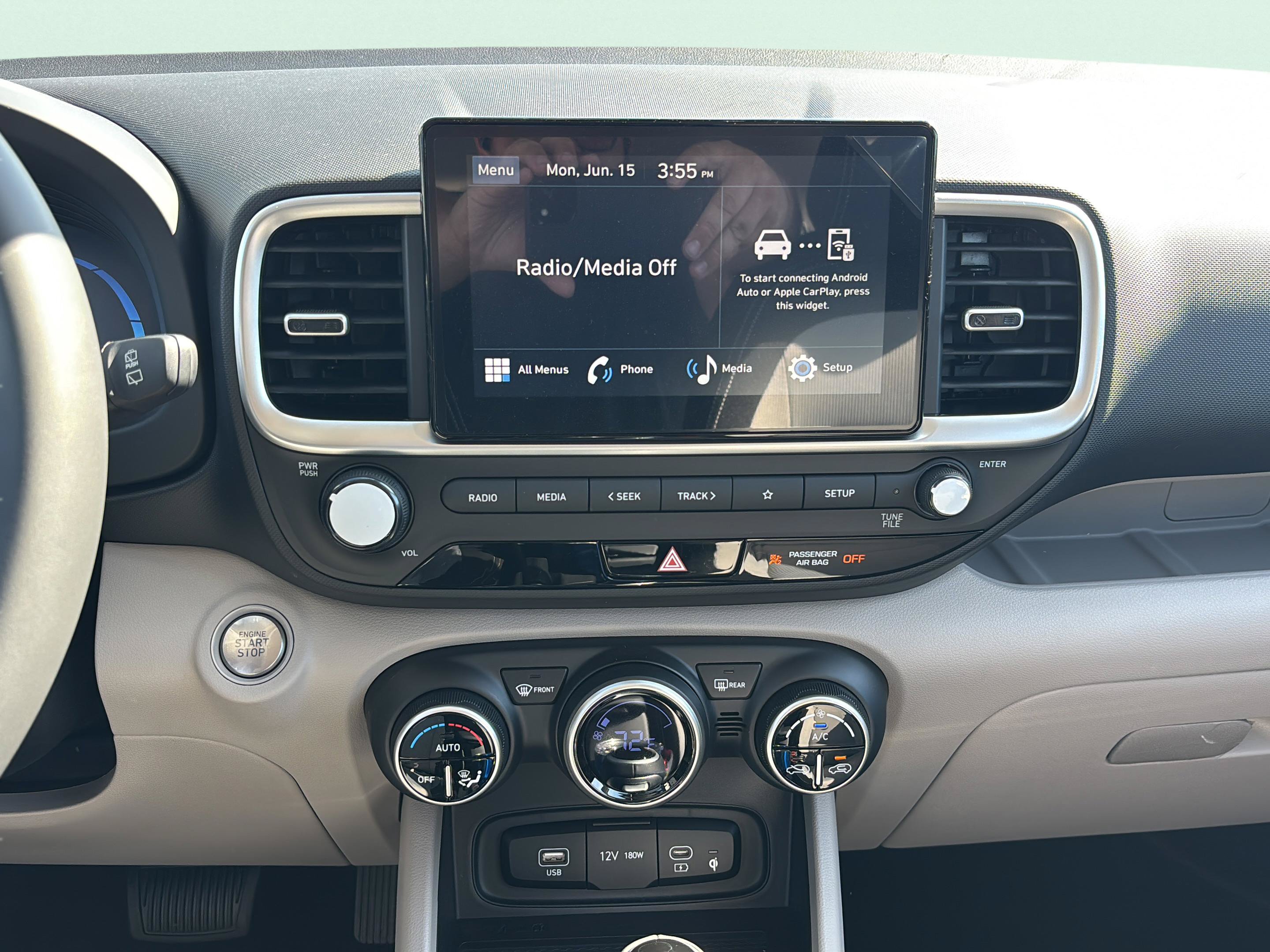New 2026 Hyundai Venue SEL FWD image 11