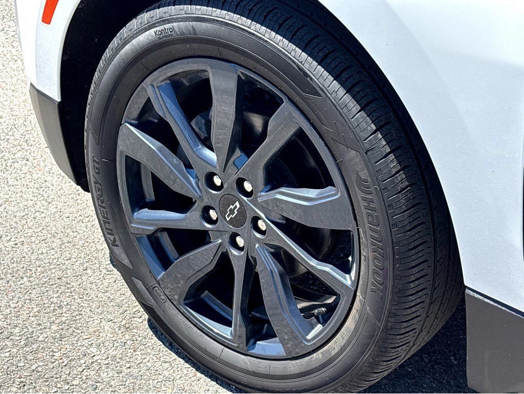 Used 2024 Chevrolet Equinox RS FWD image 19