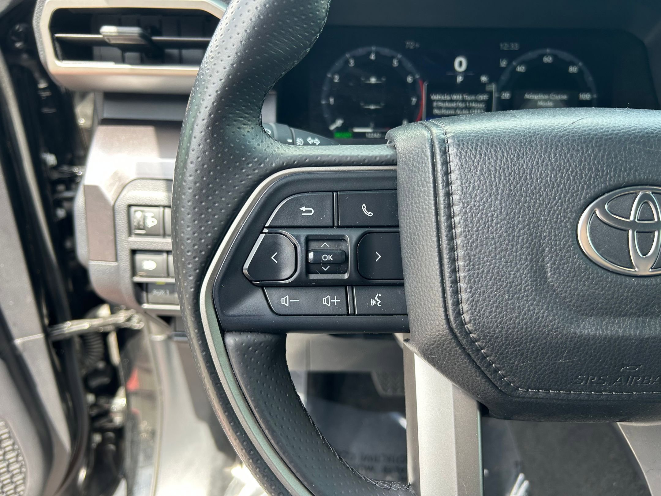 Used 2025 Toyota 4Runner TRD Off-Road AWD/4WD image 15