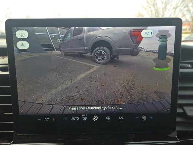 Used 2023 Ford Transit 350 XLT image 23