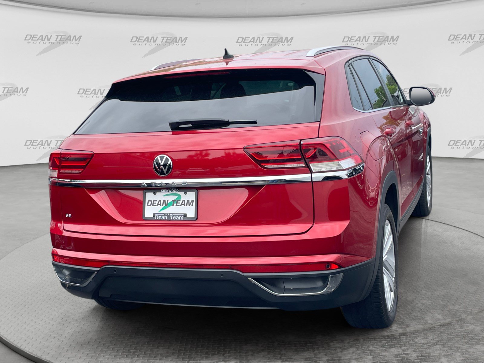 Used 2020 Volkswagen Atlas Cross Sport SE FWD image 8