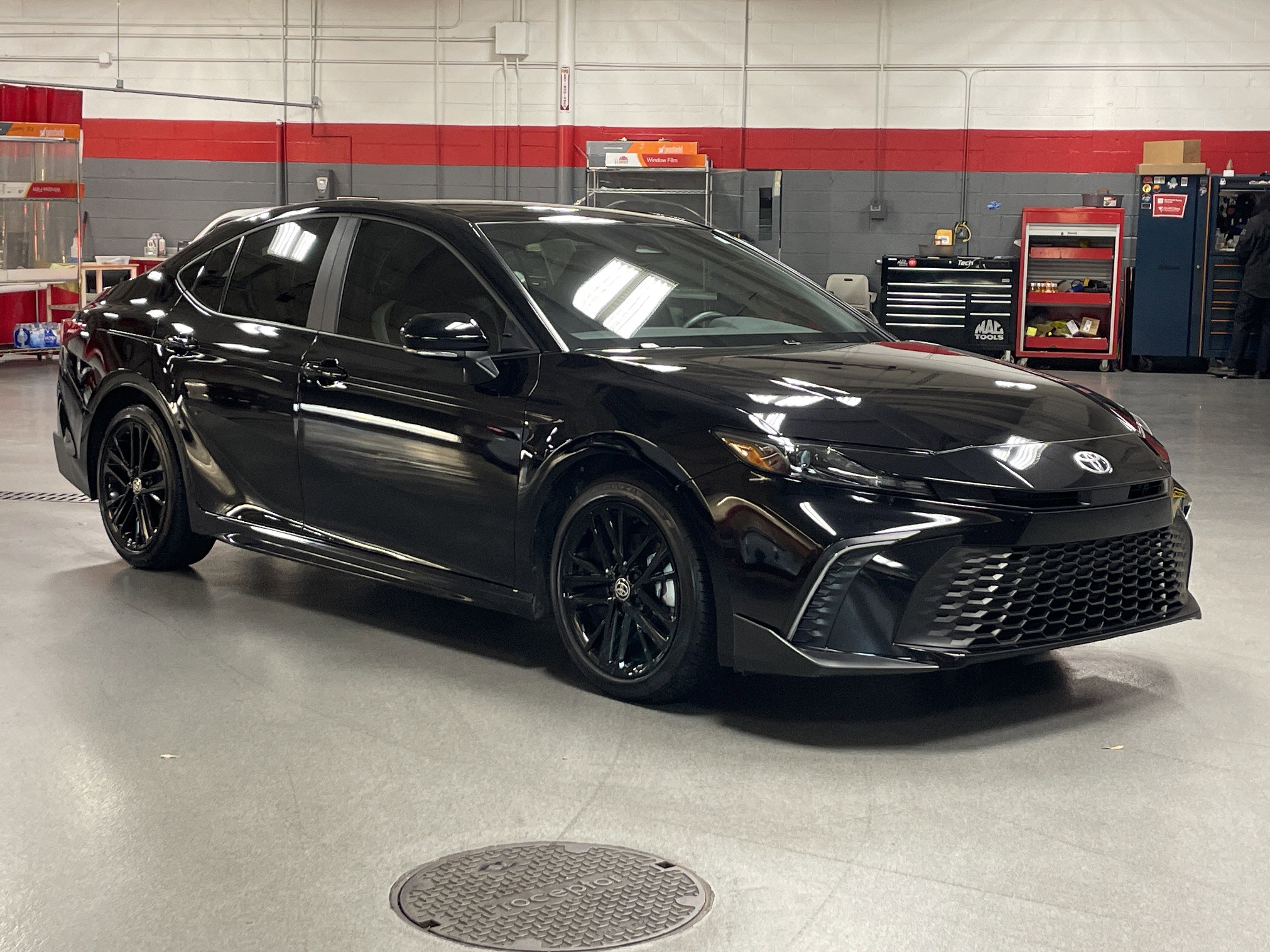 Certified 2025 Toyota Camry SE video 2