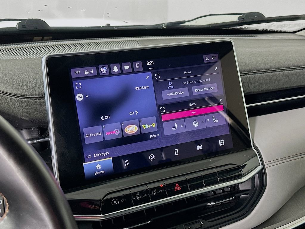 Used 2022 Jeep Compass Limited w/ Sun and Sound Group image 24