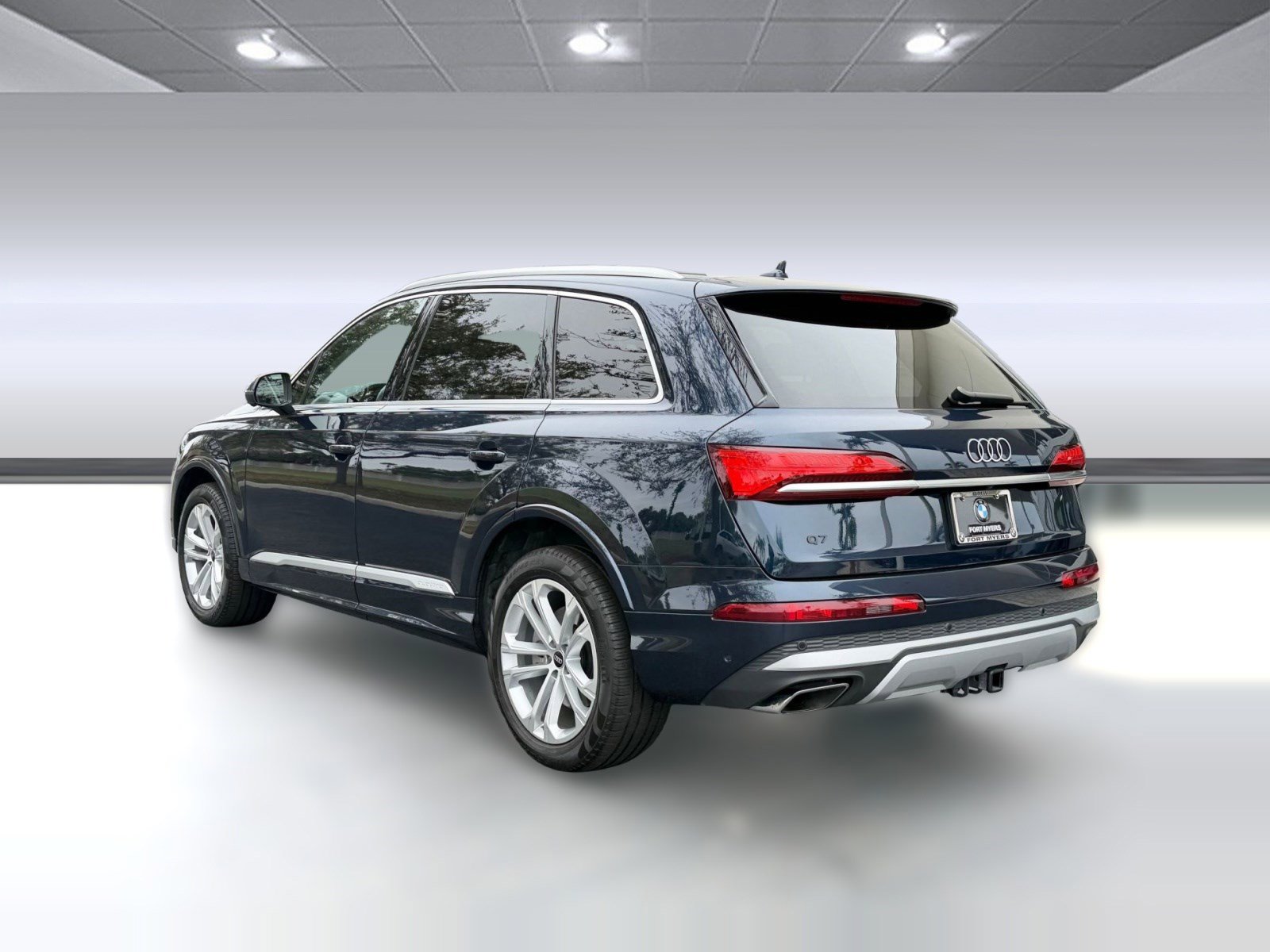 Used 2025 Audi Q7 2.0T Premium Plus image 3