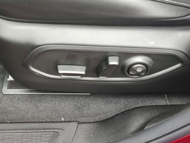 New 2025 Jeep Grand Cherokee Altitude image 13