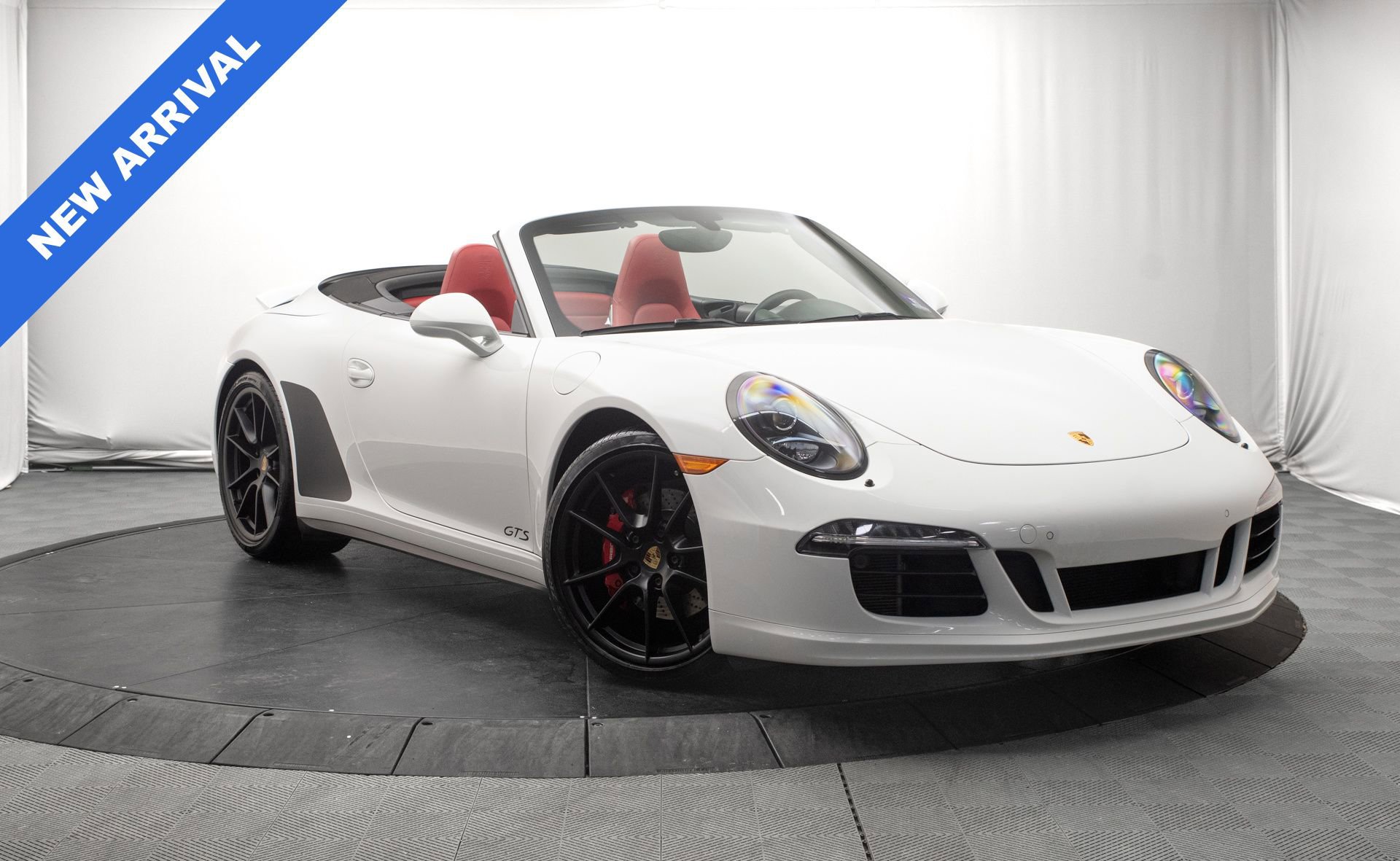 Used 2016 Porsche 911 Carrera GTS RWD image 1