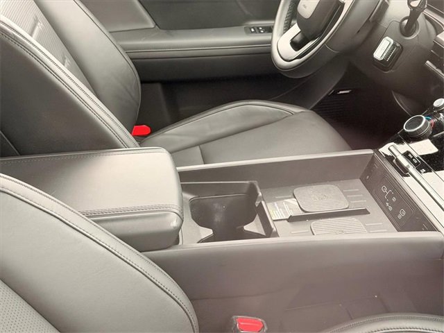 Certified 2026 Hyundai Santa Fe Calligraphy image 8