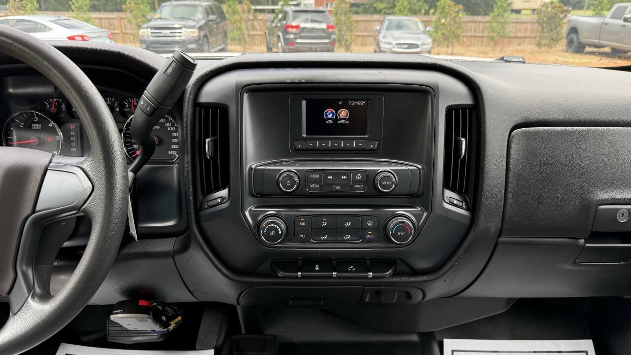 Used 2014 GMC Sierra 1500 SLT w/ SLT Preferred Package AWD/4WD image 19