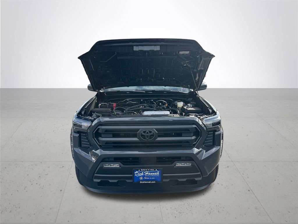New 2025 Toyota Tacoma SR5 image 4