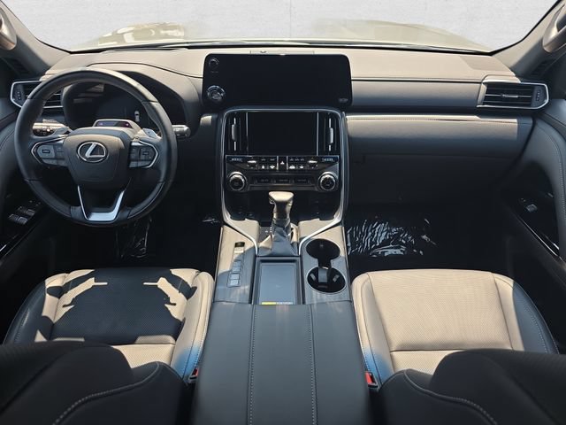 New 2026 Lexus LX 600 4WD w/ Luxury Package image 9