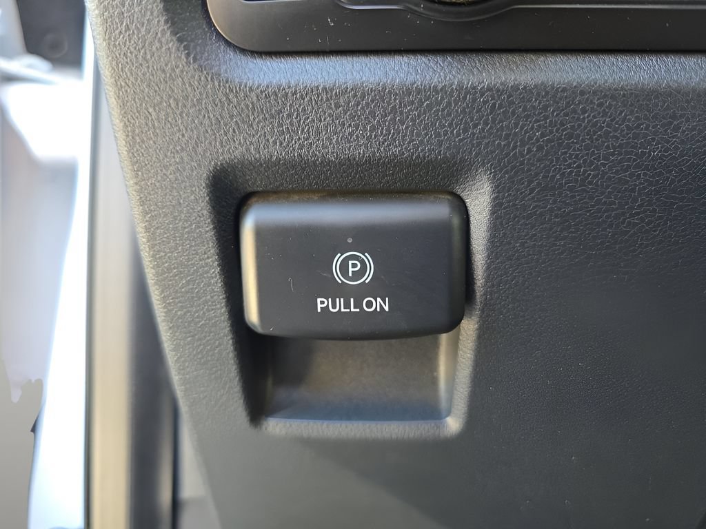 Used 2021 Ford F150 4x4 SuperCrew image 15