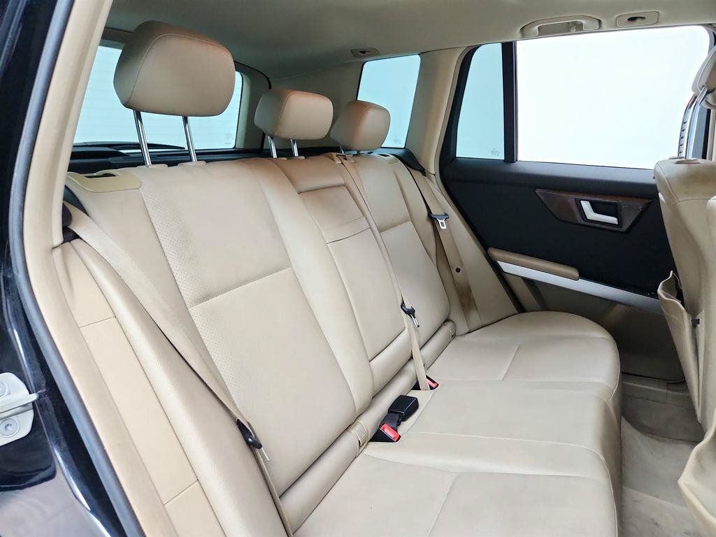 Used 2012 Mercedes-Benz GLK 350 2WD image 29