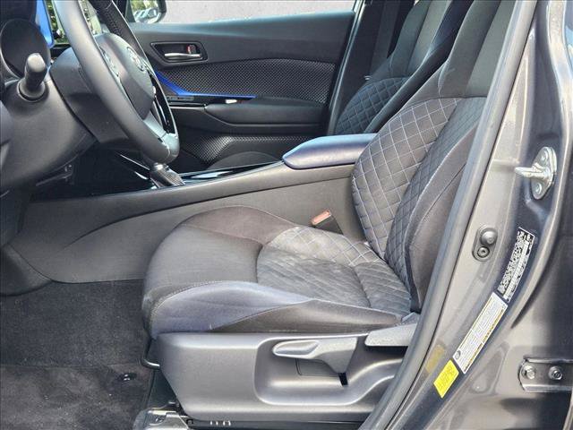 Used 2021 Toyota C-HR XLE FWD image 15