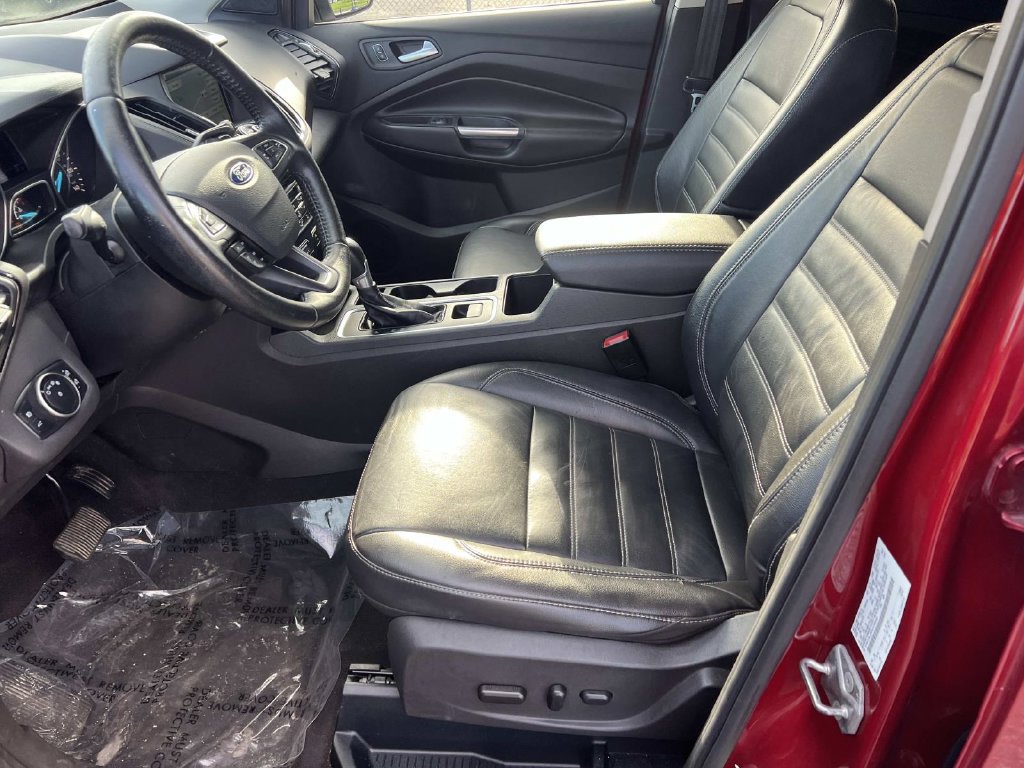 Used 2017 Ford Escape Titanium AWD/4WD image 14