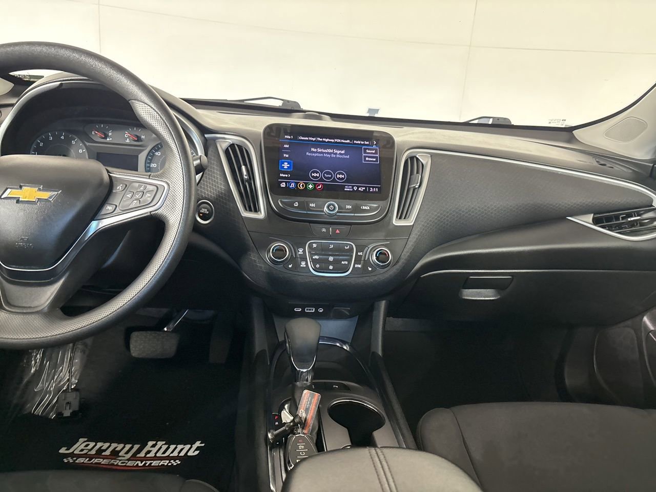 Used 2024 Chevrolet Malibu LT image 23